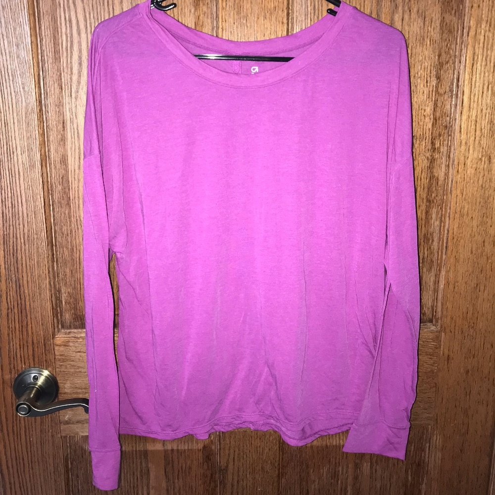 Gap long sleeve tee